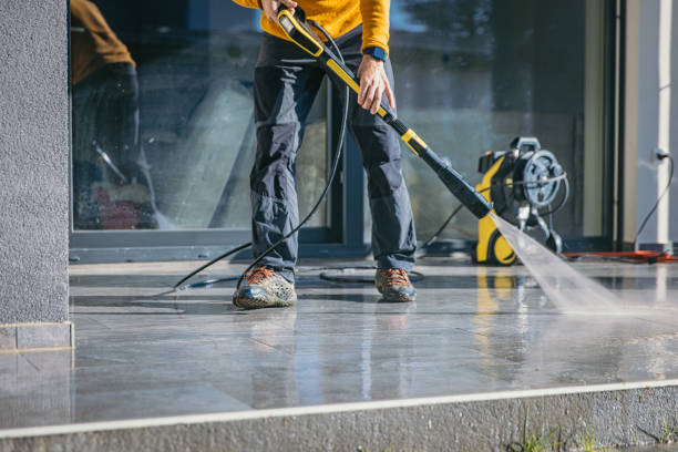 Fence Pressure Washing in Safety Harbor, FL