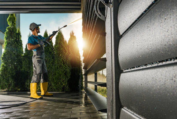 Best Deck Cleaning Services  in Safety Harbor, FL